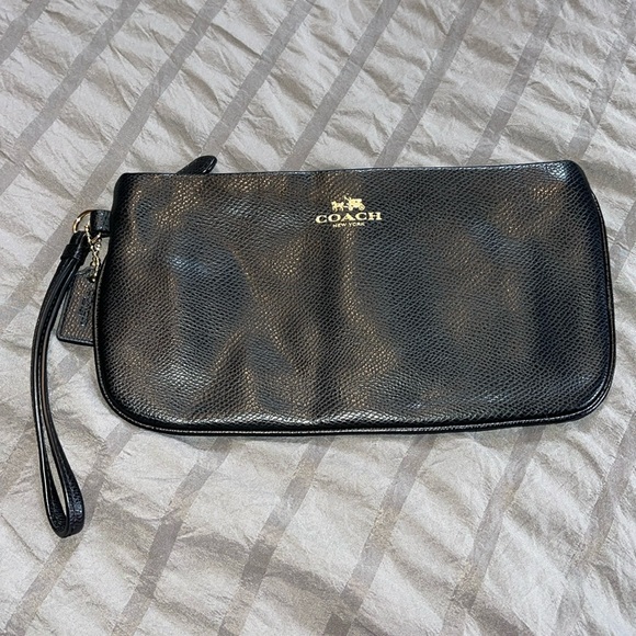 Black Coach Clutch - Picture 1 of 3